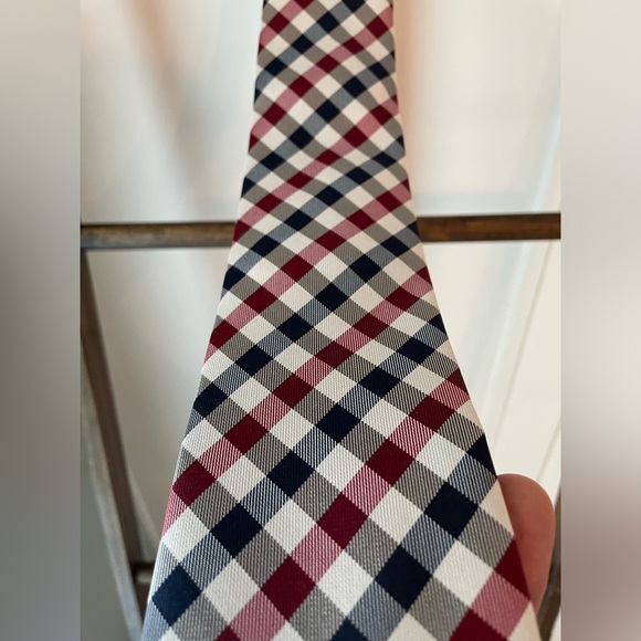 New without tags (never worn) Charles Tyrwhitt Red, White and Blue Gingham tie - Picture 2 of 3